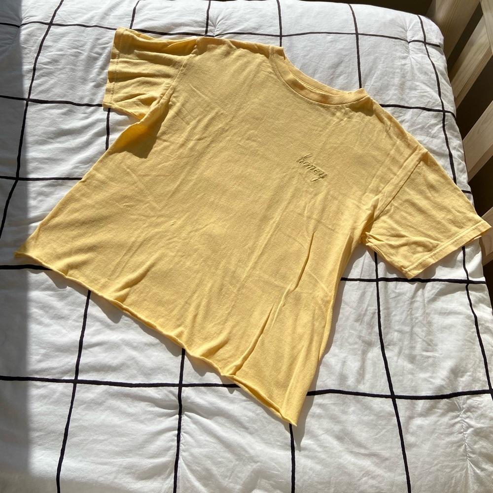 Brandy Melville Tee